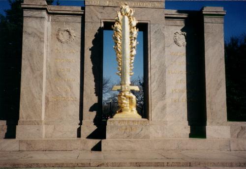 sword.jpg (28533 bytes)